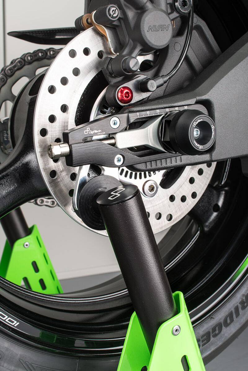 Kit Protezioni Perno Ruota per Kawasaki Nero