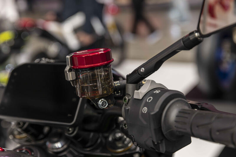 Clutch/Brake Pump Reservoir Cover Rosso