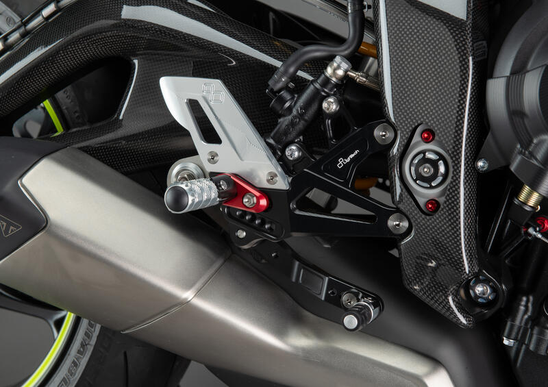 R Version Rear Sets for Triumph Nero